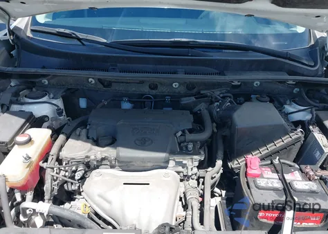 2016 Toyota Rav4 Le z USA, uszkodzony, nr VIN JTMZFREV6GD084844